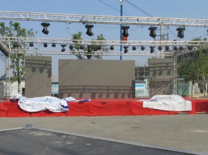 LED全彩顯示屏能否使用太陽能？