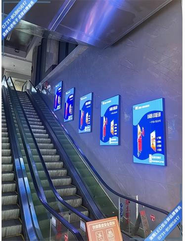 長沙望城某大廈LED商業展示顯示屏